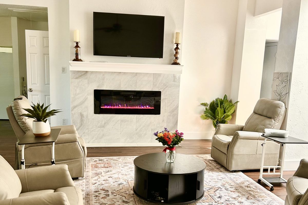 Sunshine Hill cozy living room